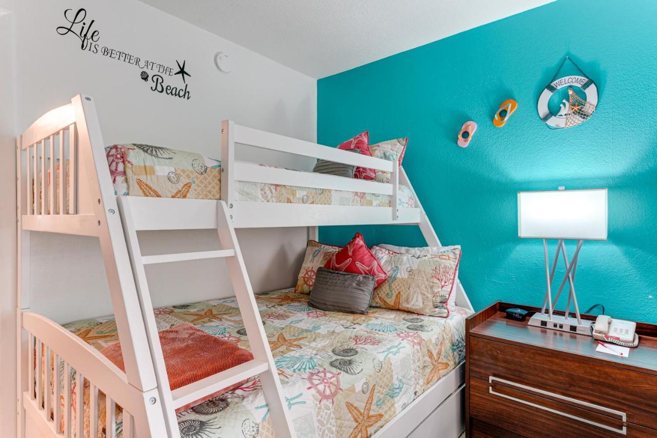 Sarasota Cay Club #612 - Heated Pool, Bunk Beds, Huge Tv, Tiki Bar, More! South Bradenton Eksteriør billede